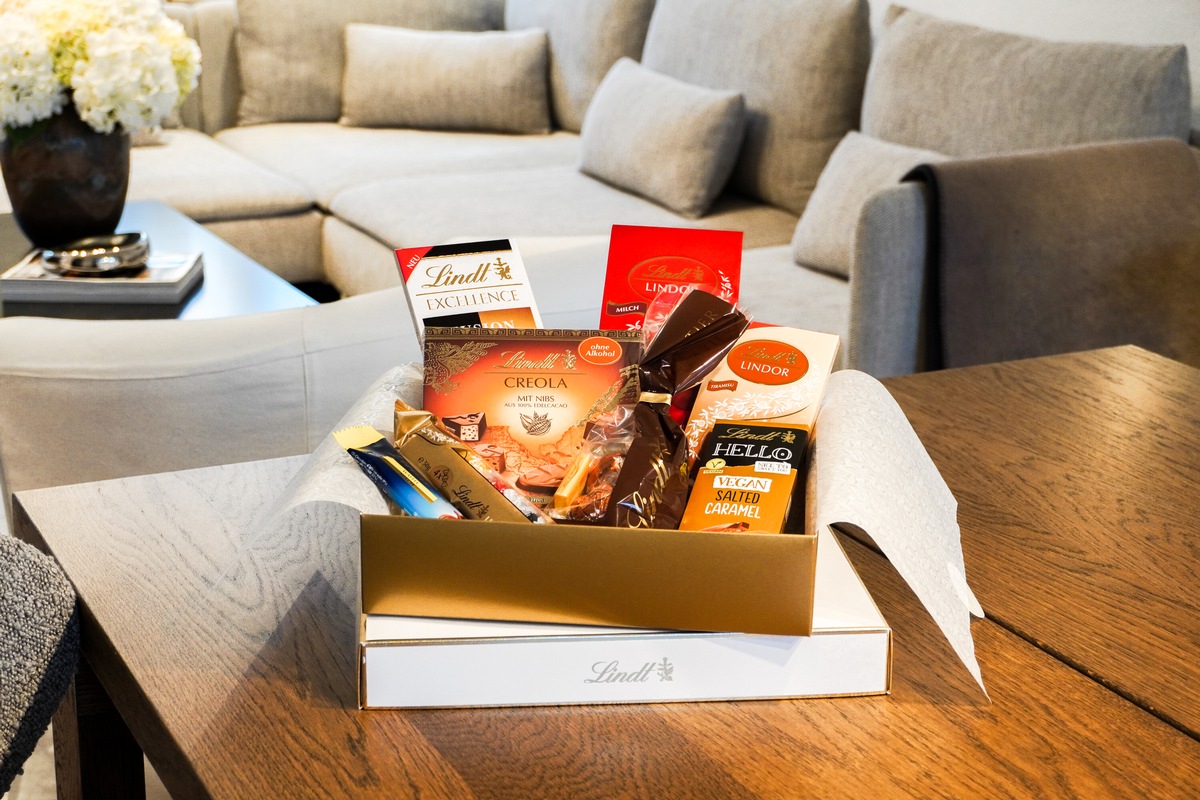 Genussvolle Überraschungen das ganze Jahr über: Lindt startet Chocoladen Abo