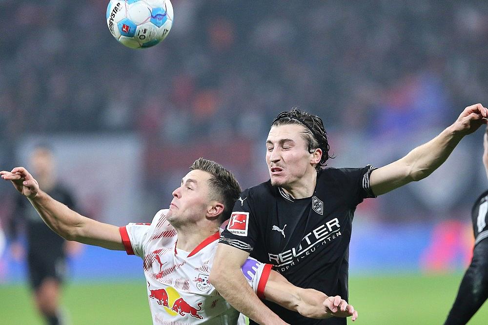 Rocco Reitz im Zweikampf mit RB Leipzigs Christoph Baumgartner (Archiv) via dts Nachrichtenagentur