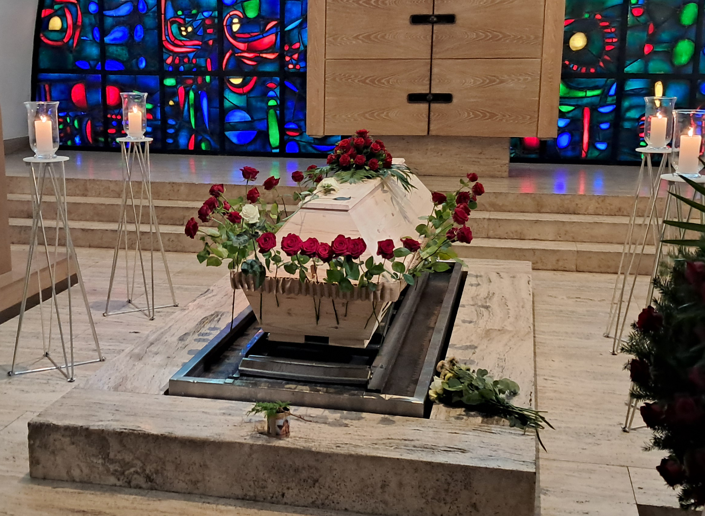 Das Rosenband Lichtblick über pressetext.de