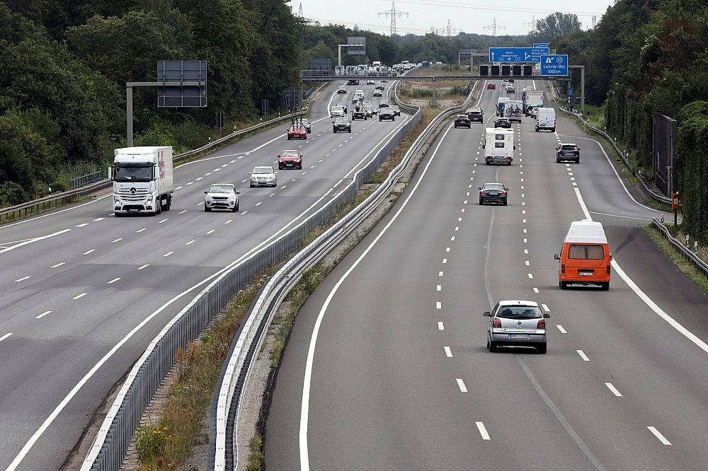 Autobahn (Archiv) via dts Nachrichtenagentur