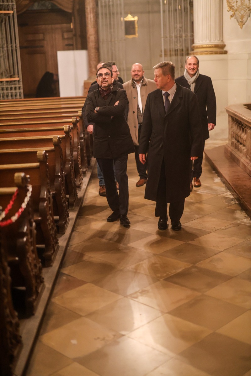 CSU-Landtagsfraktion kämpft für Münchens barockes Erbe: Innensanierung der Damenstiftskirche kann beginnen presseportal.de