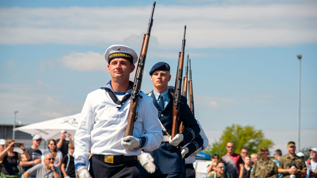 Anonymität, Neutralität, Diskretion: Soldatenhilfe e.V. bietet diskrete und unkomplizierte Unterstützung für Bundeswehrsoldaten
