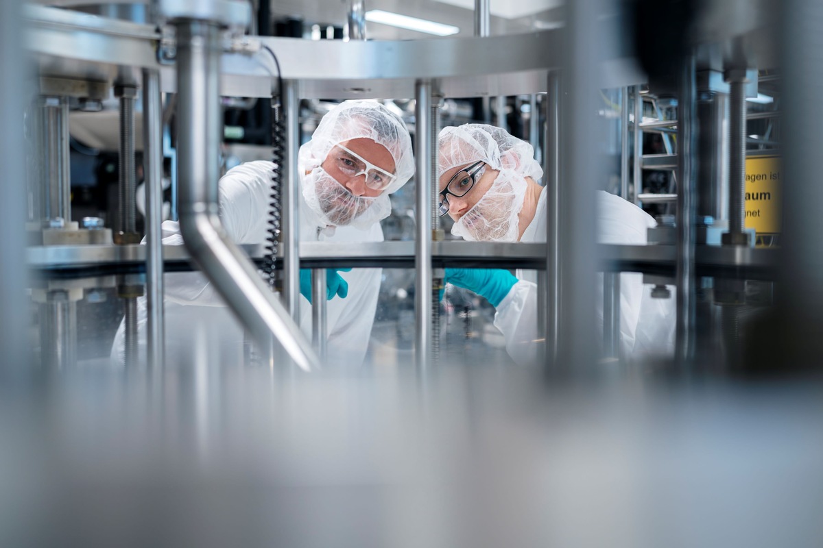 Boehringer Ingelheim bringt zwei wichtige Produkte aus der späten Entwicklungspipeline auf den Markt, steigert Umsatz in einem erfolgreichen Jahr 2025 um 7,3 %*