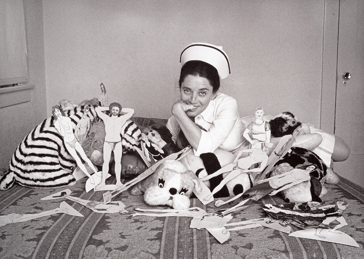 Pionierin der performativen Selbstinszenierung / Das Kunstmuseum Liechtenstein zeigt ab 27. März die erste Retrospektive von Eleanor Antin in Europa