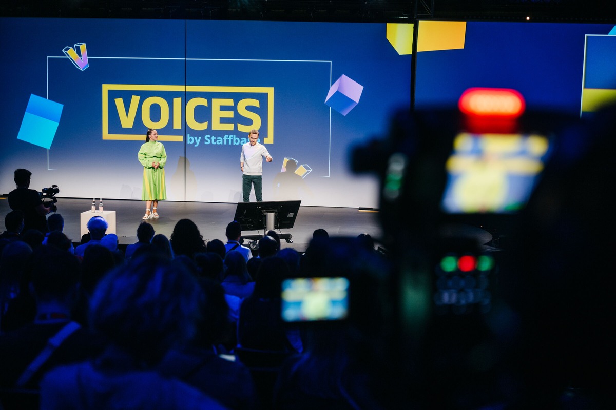 Zwischen Chatbot und Vertrauen: VOICES-Konferenz 2026 von Staffbase diskutiert die KI-Transformation der Mitarbeiterführung presseportal.de
