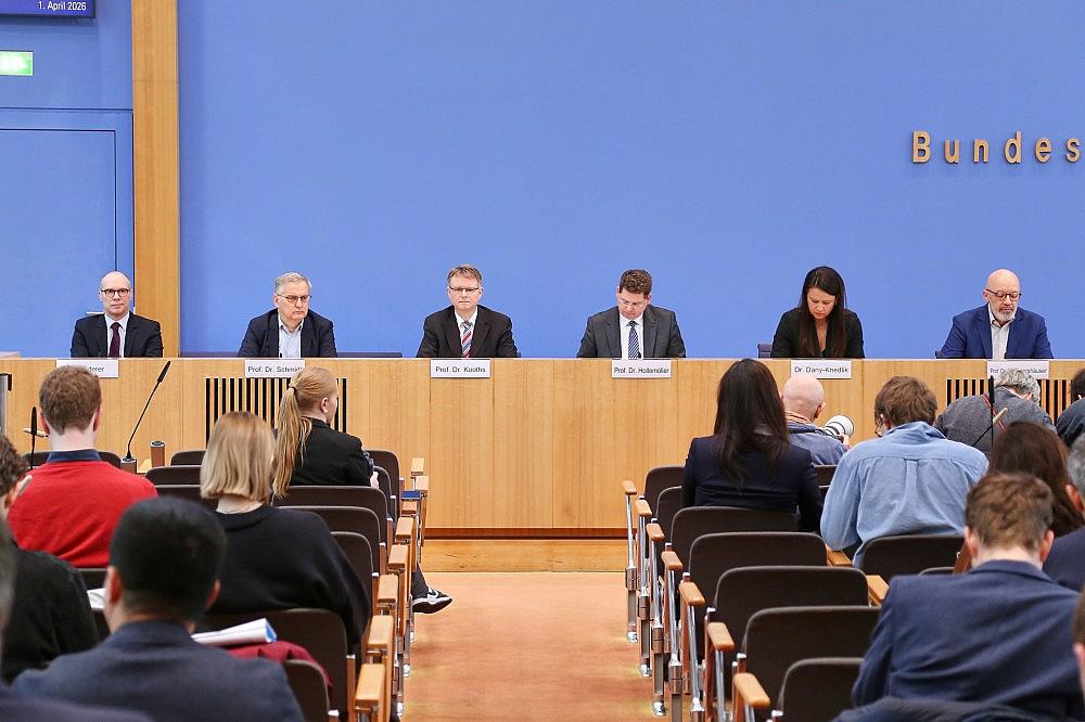 Vorstellung Gemeinschaftsdiagnose der Wirtschaftsforschungsinstitute Frühjahr 2026 am 01.04.2026