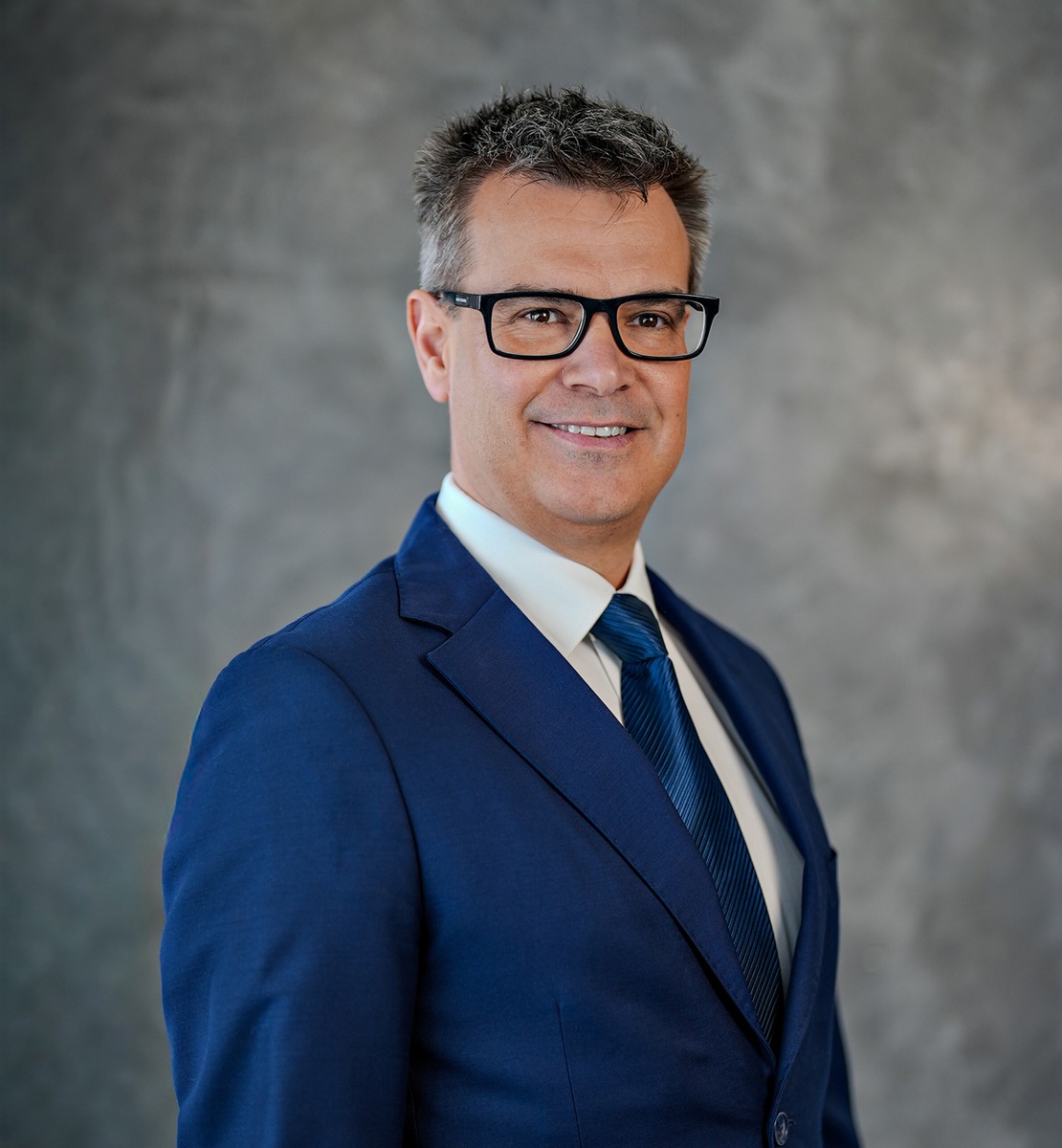 Krzysztof Tucki wird Geschäftsführer bei PEAC Solutions presseportal.de