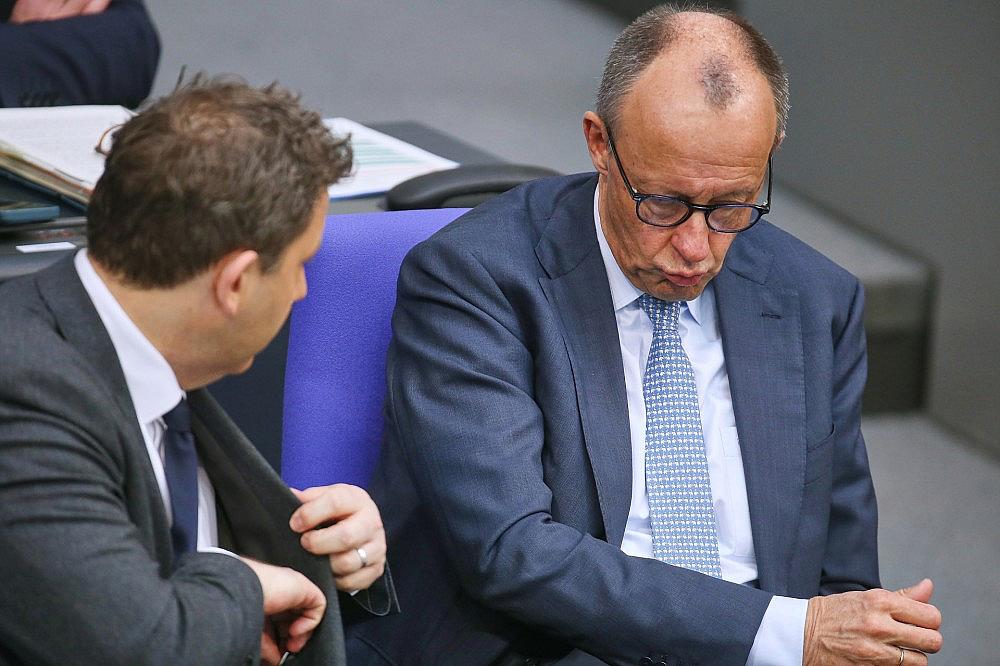 Lars Klingbeil und Friedrich Merz (Archiv)