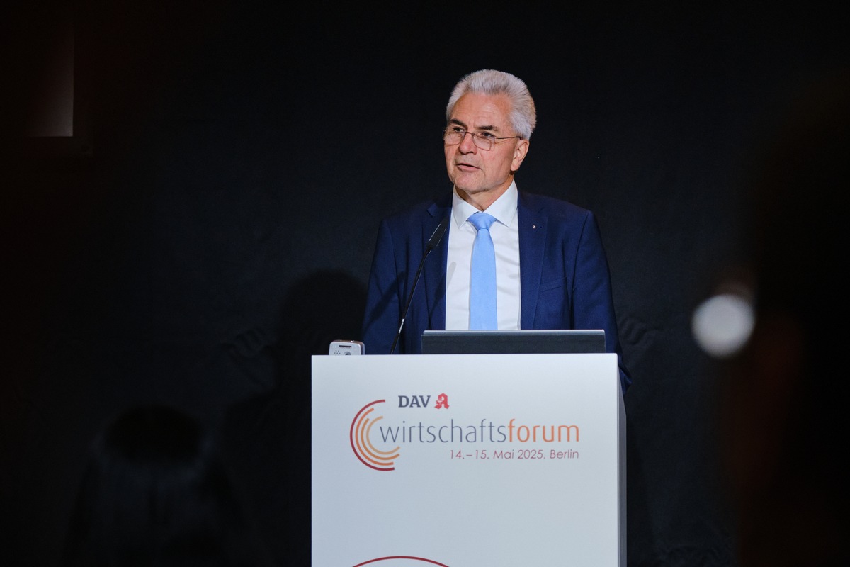 Presseeinladung zum DAV-Wirtschaftsforum am 5./6. Mai 2026 in Berlin presseportal.de