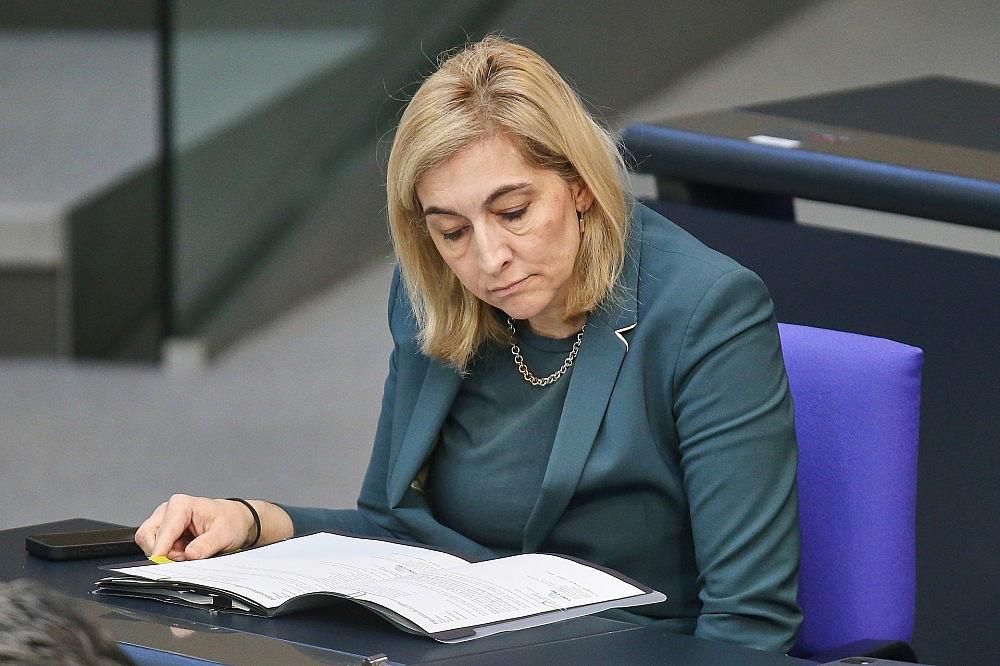 Nina Warken am 17.04.2026