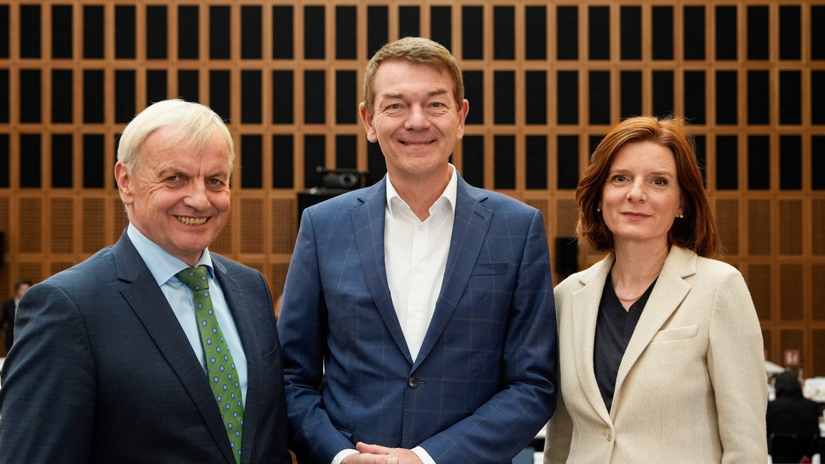 WDR-Rundfunkrat verabschiedet Jörg Schönenborn als Programmdirektor