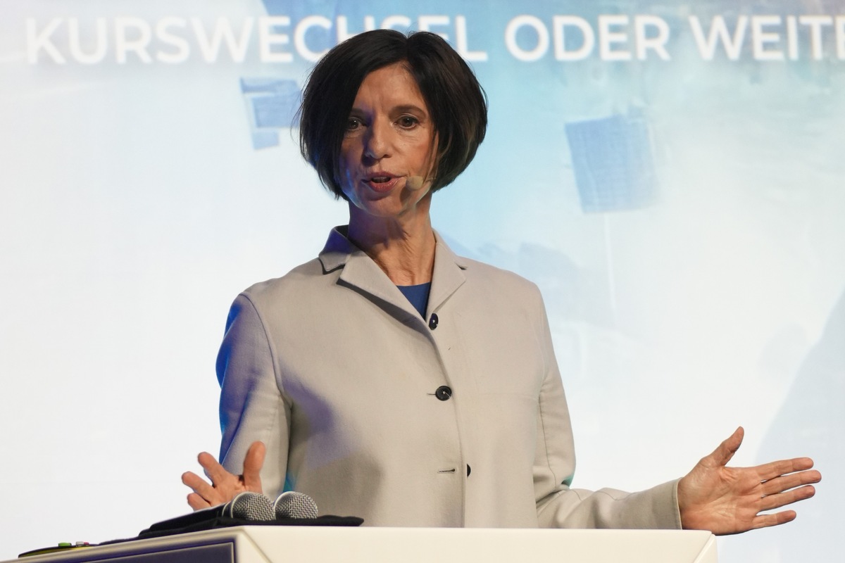 Reformen, und zwar schnell! Coface Kongress diskutiert Perspektiven für den Wirtschaftsstandort Deutschland presseportal.de