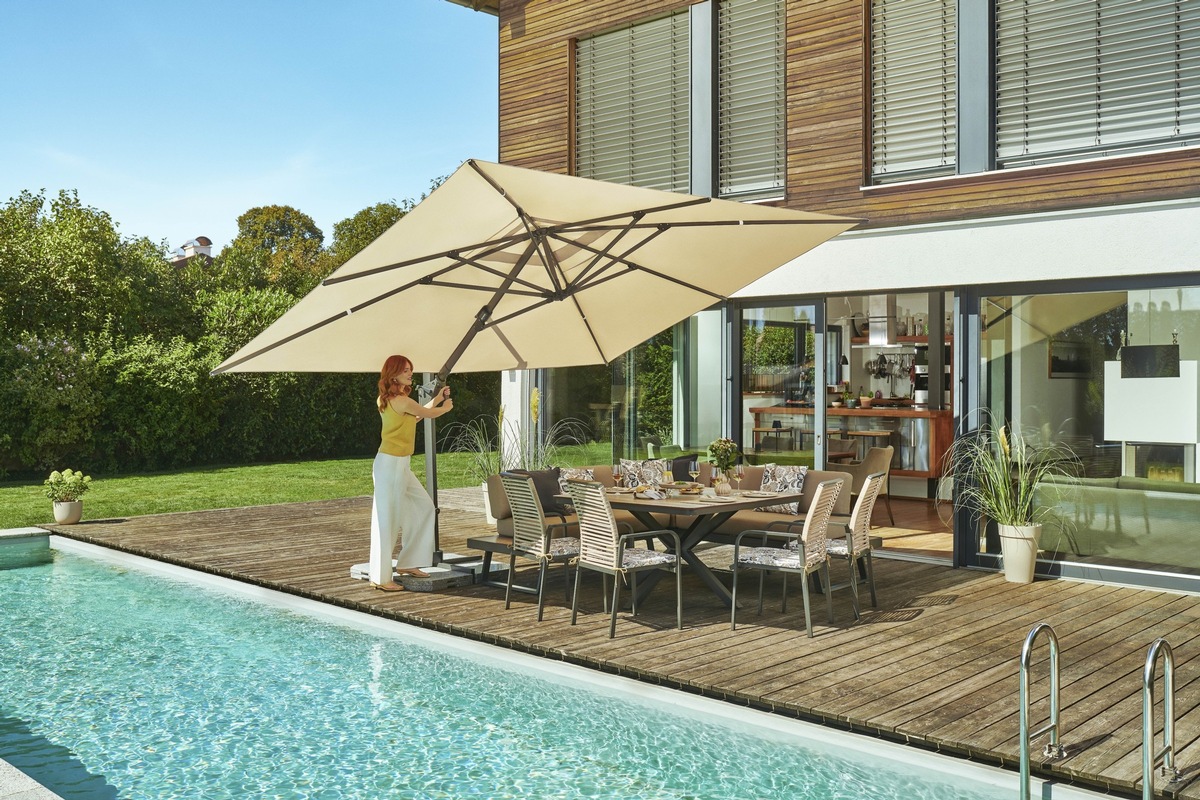 „Cloud Dancer“ & dunkle Eiche – aktuelle Wohntrends auch für Terrasse und Balkon presseportal.de