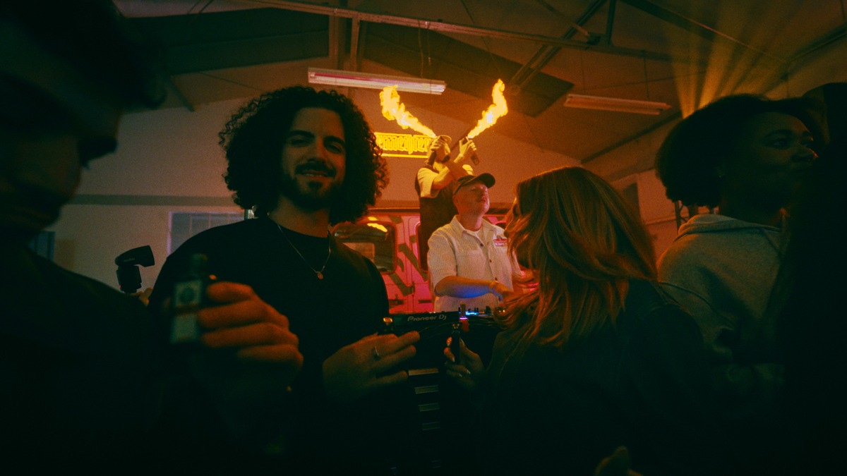 Da, wo Menschen nach Nächten voller Freiheit suchen, setzt Jägermeister an: Die Nacht gehört euch