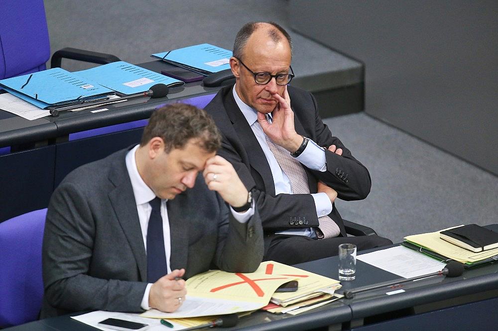 Lars Klingbeil und Friedrich Merz (Archiv)