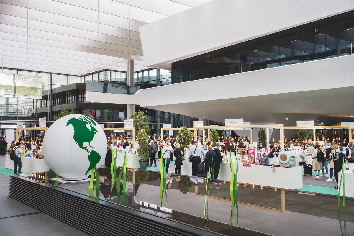 Start der Interzoo-Woche: fünf Tage voller Highlights für die internationale Heimtierbranche auf der Weltleitmesse