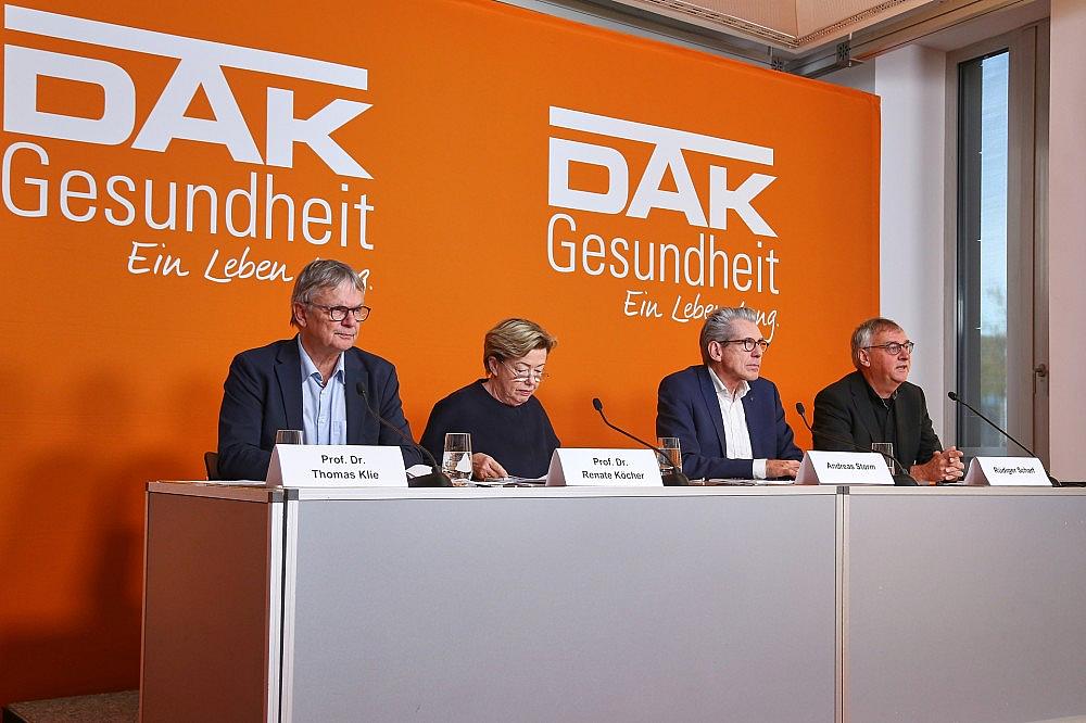 Vorstellung DAK-Pflegereport (Archiv) via dts Nachrichtenagentur
