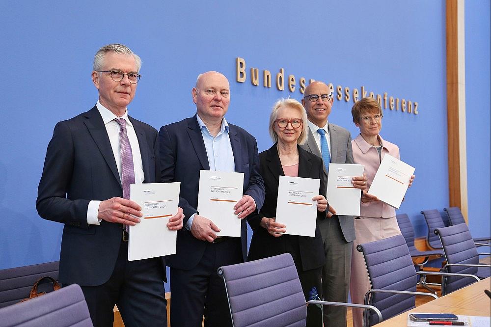 Frühjahrsgutachten 2026 am 27.05.2026