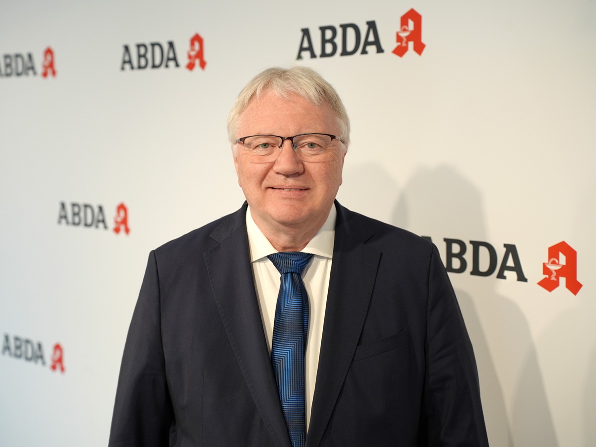 Mathias Arnold zum europäischen Apothekerpräsidenten 2027 gewählt