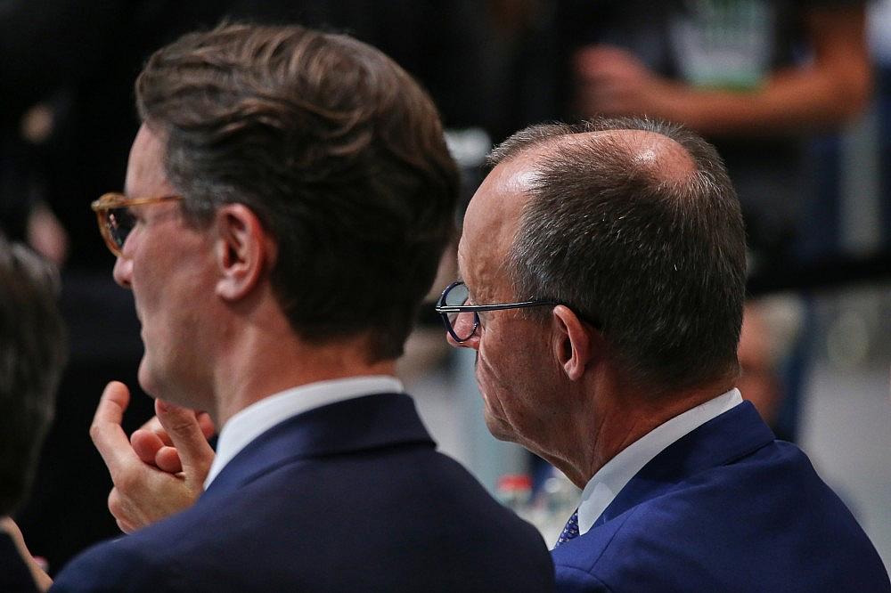 Hendrik Wüst und Friedrich Merz (Archiv)