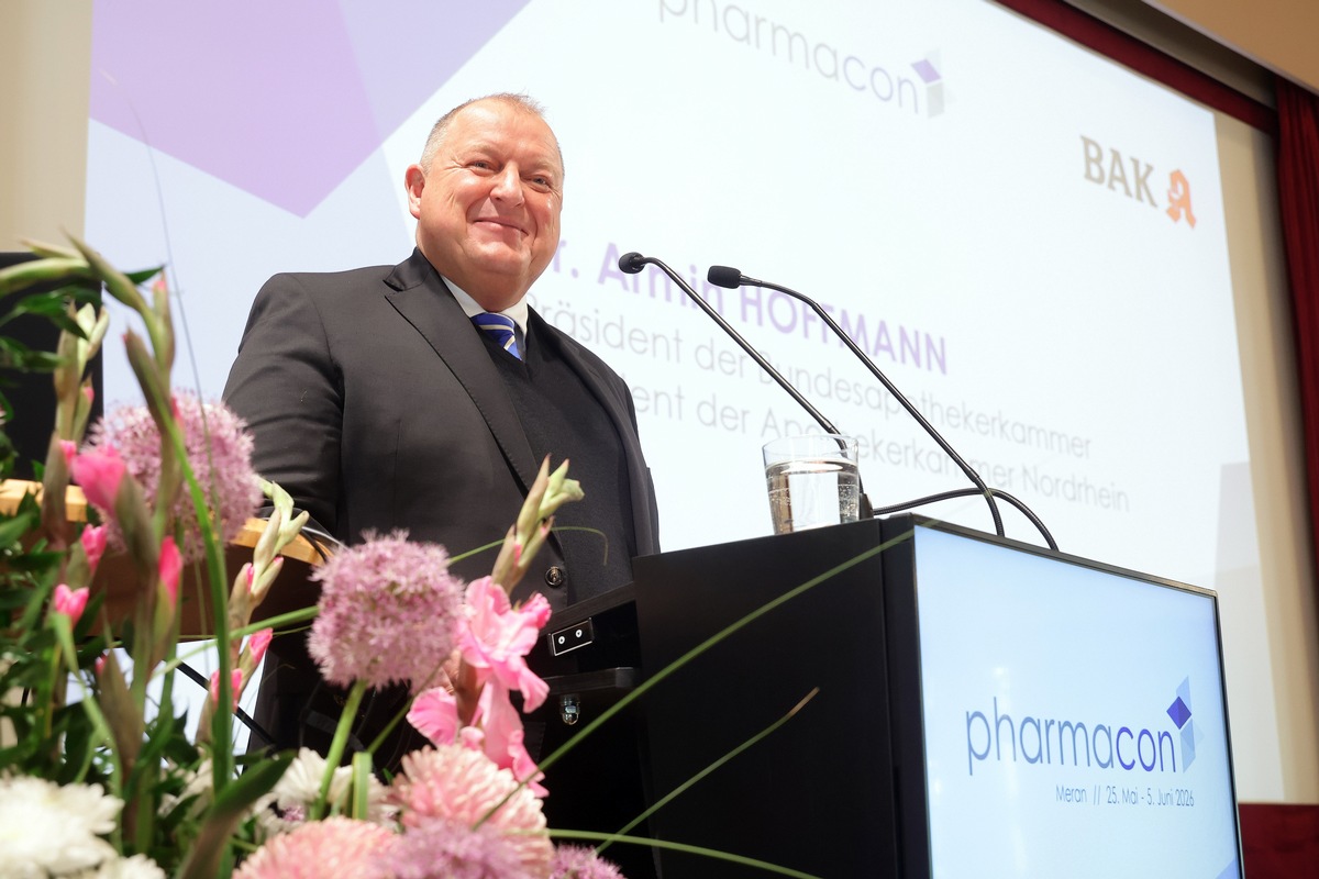 Eröffnung pharmacon Meran / Hoffmann: 