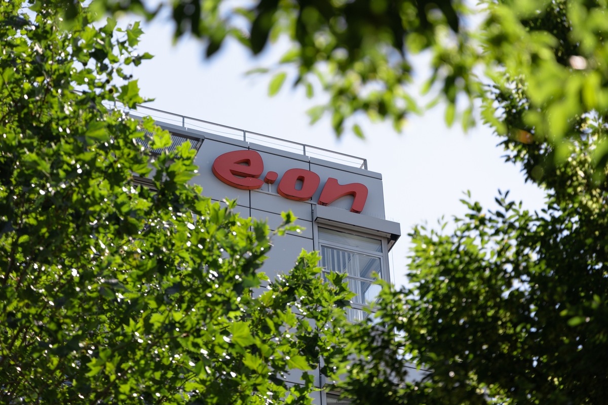 E.ON Umfrage zur aktuellen Marktlage: Viele Energiekundinnen und -kunden setzen auf Verlässlichkeit und längerfristige Tariflaufzeiten