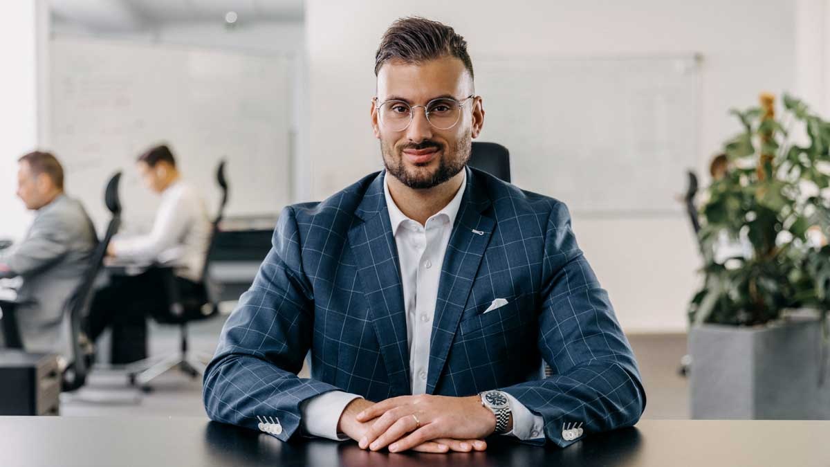 Vom Verkäufer zum Unternehmer: Alessandro Principe von der Principe Consulting GmbH verrät, wie ein starkes Vertriebsteam echte Freiheit schafft