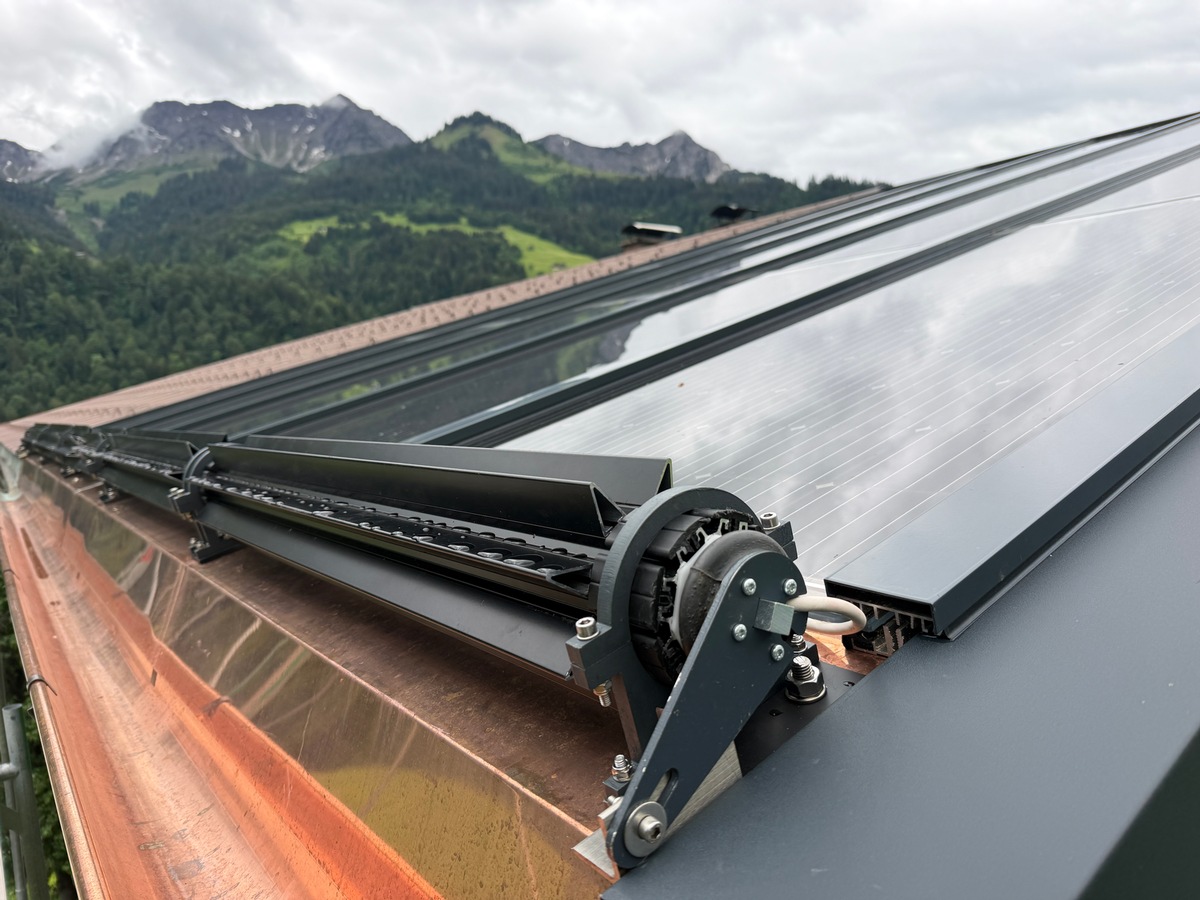 twistor präsentiert auf der Intersolar Europe seine patentierte Technologie für sichere und schneefreie Photovoltaik-Dächer, für mehr Ertrag und mehr Sicherheit