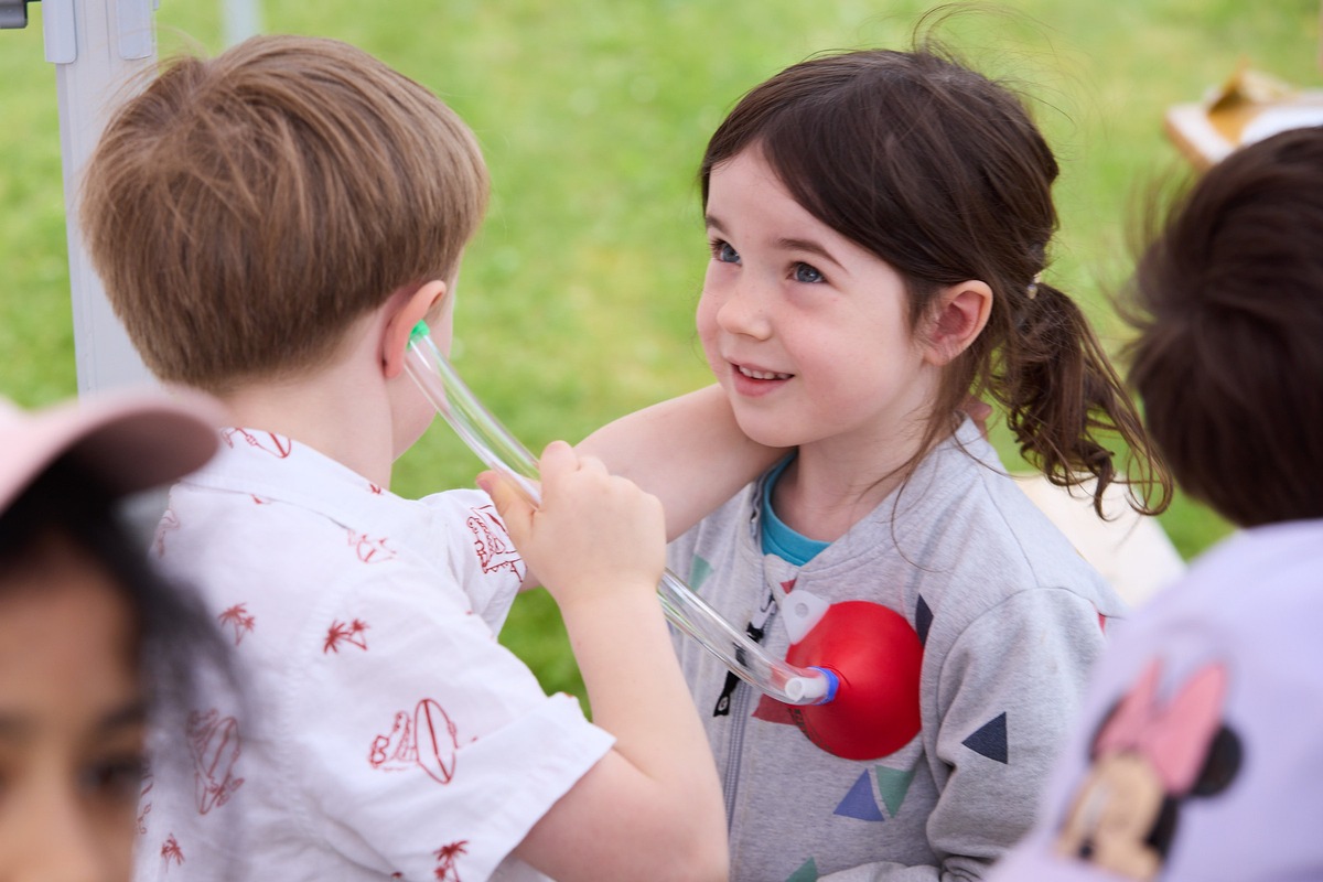 Mit Teddy, Stethoskop und Forschungsgeist: MINTmachtage bringen Kinder und Medizin zusammen presseportal.de