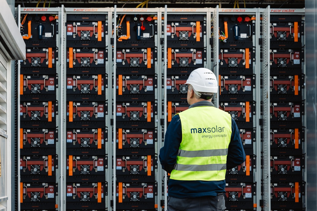 Flexibilität trifft Wirtschaftlichkeit: Entrix übernimmt die Vermarktung des netzdienlichen Batteriespeichers von MaxSolar in Ansbach presseportal.de