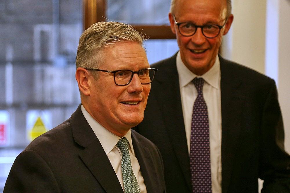 Keir Starmer und Friedrich Merz (Archiv)