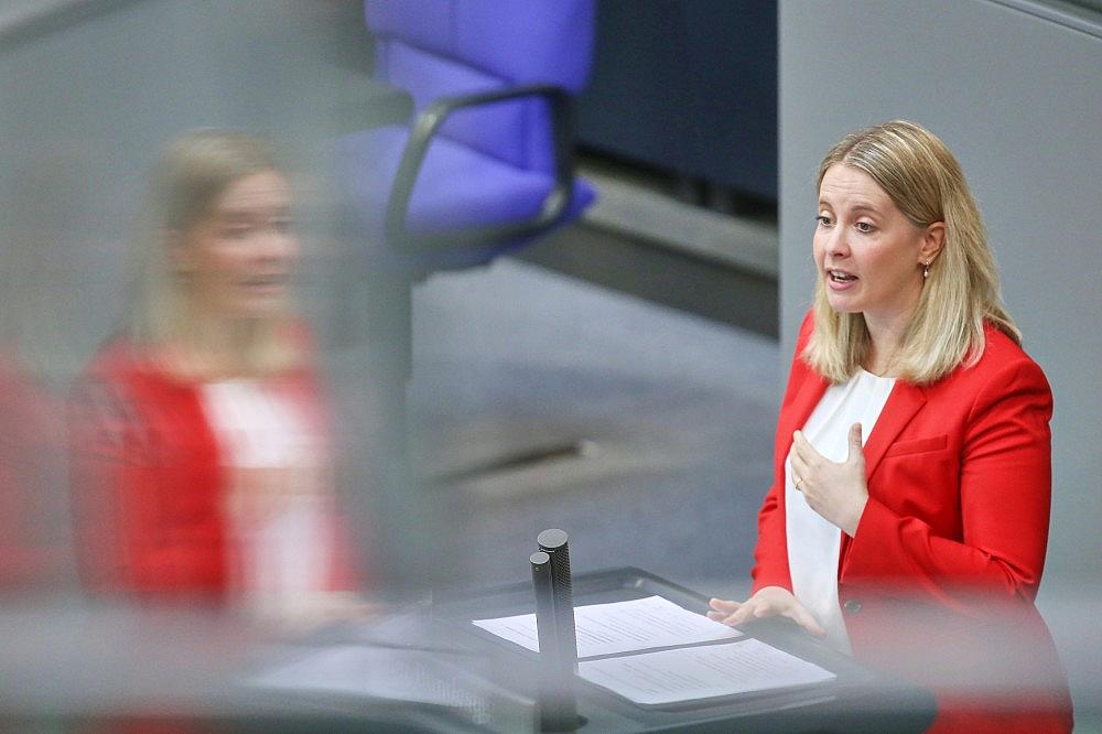 Verena Hubertz am 25.06.2026