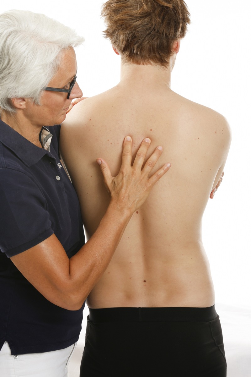 Osteopathie Allianz fordert Umsetzung des Koalitionsauftrags zur berufsgesetzlichen Regelung der Osteopathie / VOD und BVO kritisieren methodische Schwächen des IGeL-Monitors bei Kreuzschmerzen presseportal.de