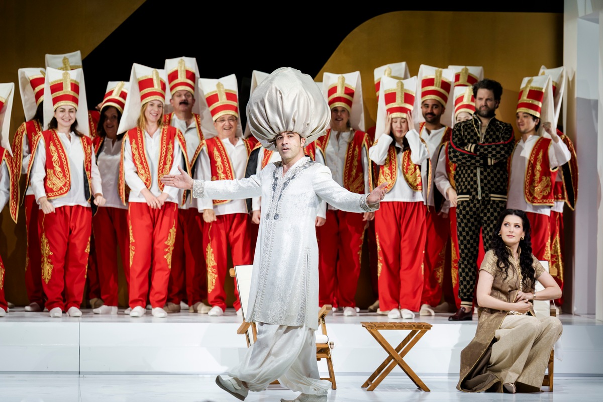 Große Oper mit Bülent Ceylan: BILD zeigt 