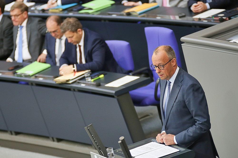 Friedrich Merz mit Ministern (Archiv)