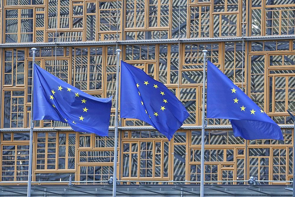 EU-Fahnen (Archiv) via dts Nachrichtenagentur