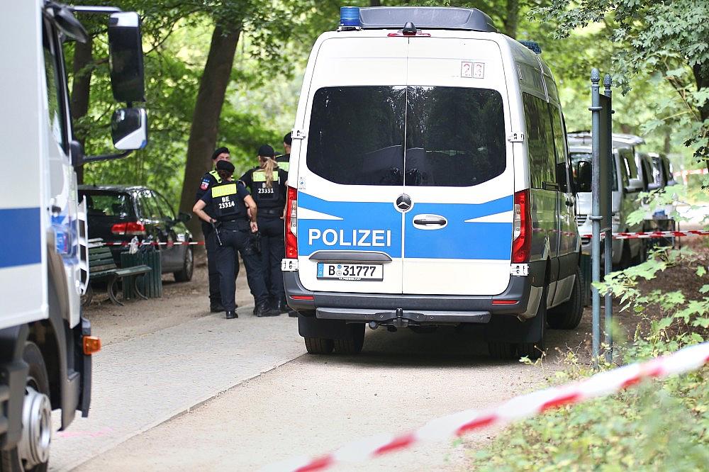 Polizei am Tatort nach Todesfahrt beim CSD