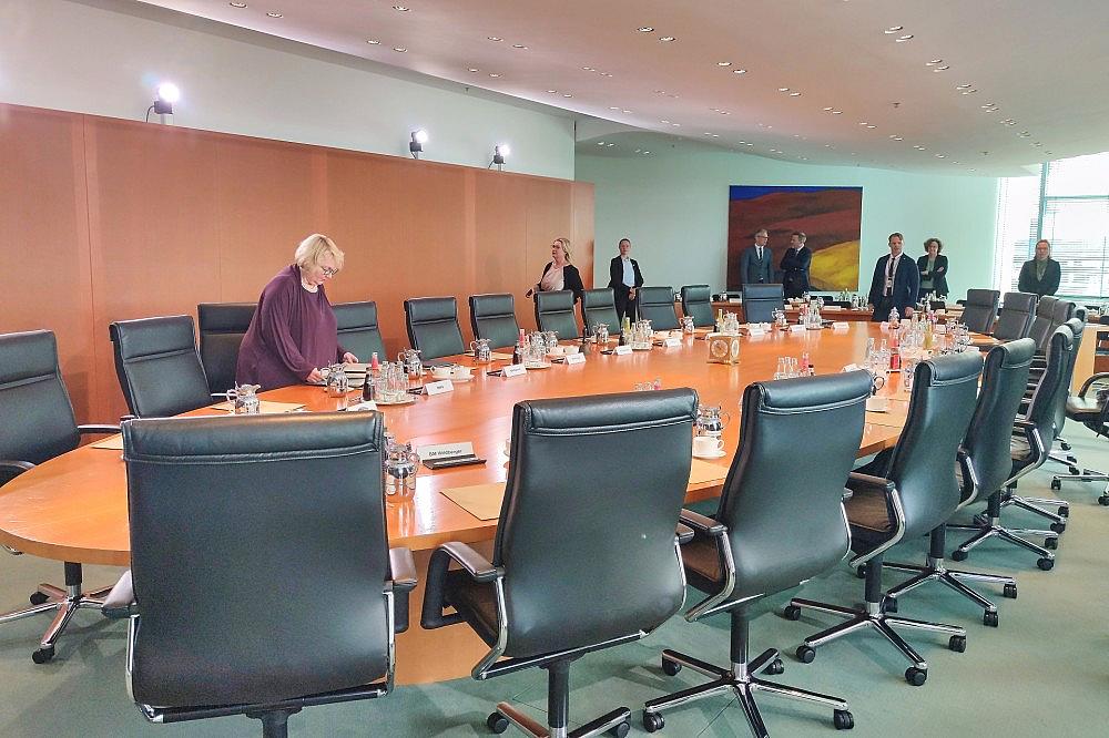Kabinettstisch (Archiv) via dts Nachrichtenagentur