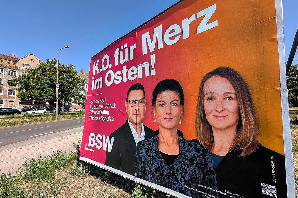Wahlplakate vor der Landtagswahl in Sachsen-Anhalt (Archiv)