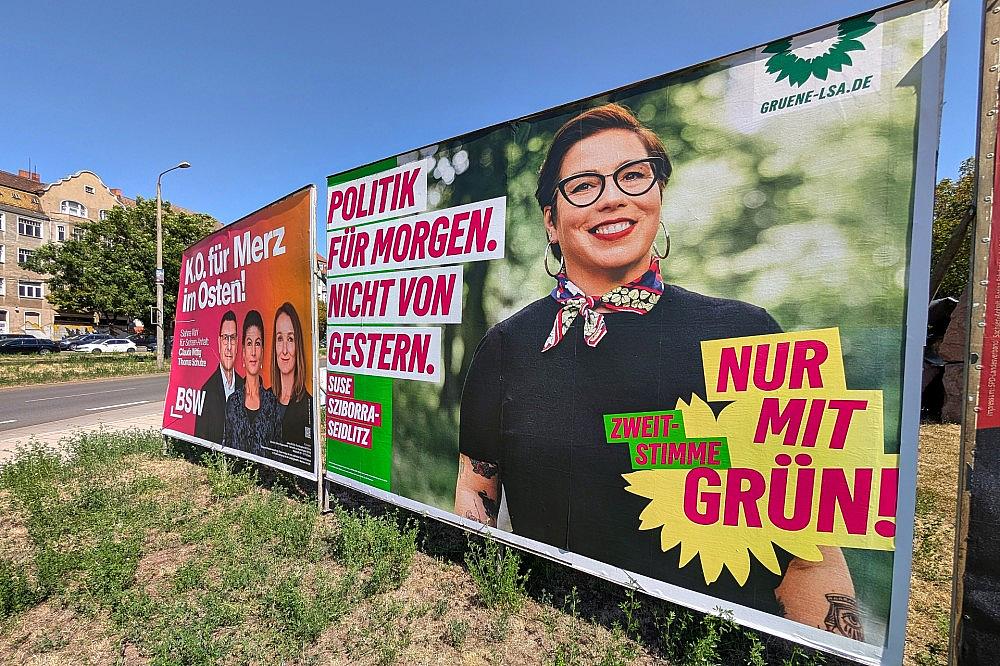 Wahlplakate vor der Landtagswahl in Sachsen-Anhalt (Archiv)