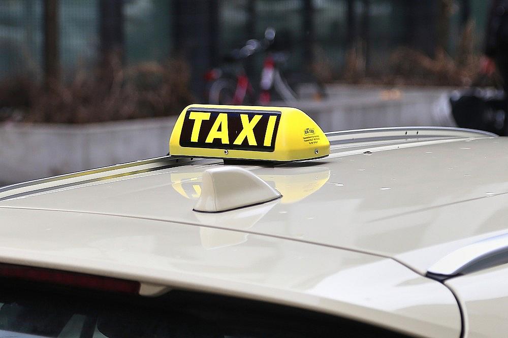 Taxi (Archiv) via dts Nachrichtenagentur