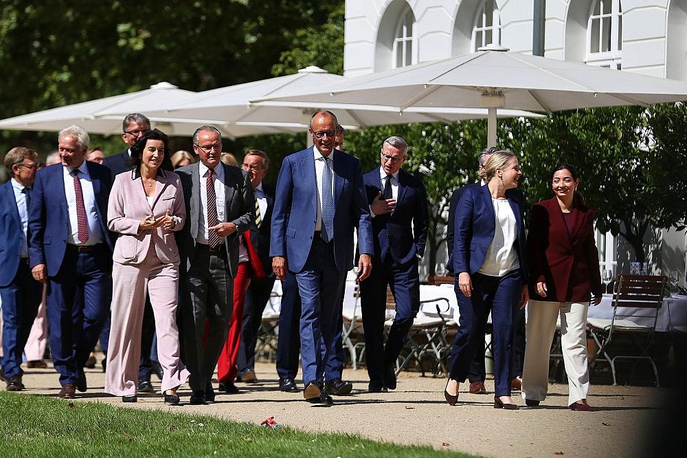 Kabinettsklausur im Schloss Neuhardenberg am 25.08.2026
