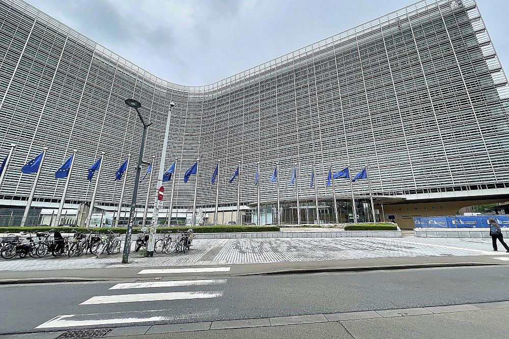 EU-Fahnen (Archiv) via dts Nachrichtenagentur