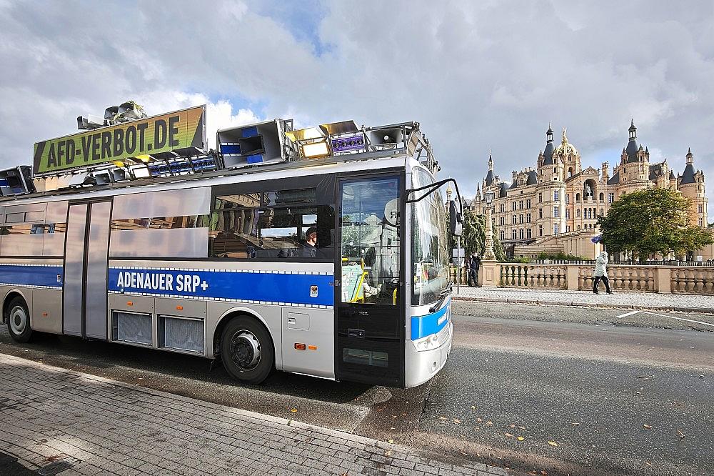 Demo für AfD-Verbot vor dem Landtag von Mecklenburg-Vorpommern am 20.09.2026