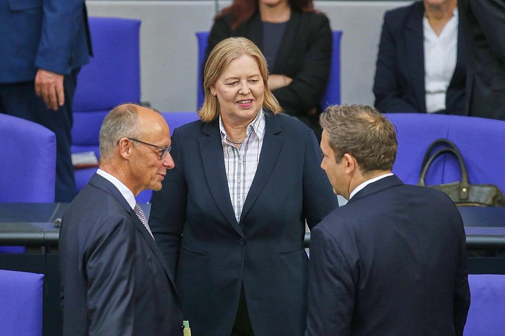 Friedrich Merz, Bärbel Bas, Lars Klingbeil (Archiv)