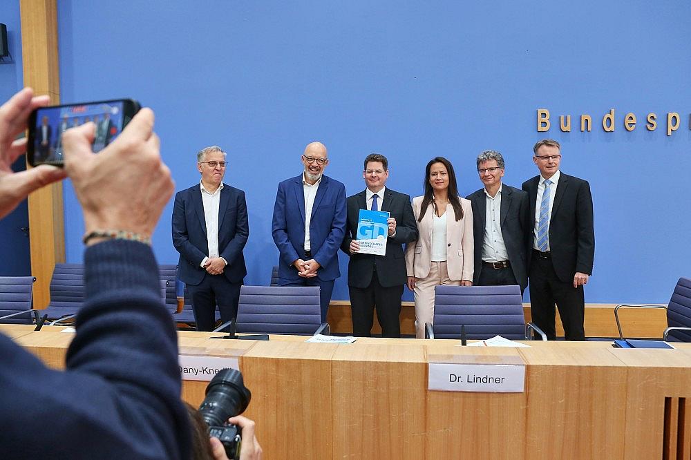 Gemeinschaftsdiagnose der Wirtschaftsforschungsinstitute Herbst 2026 am 24.09.2026