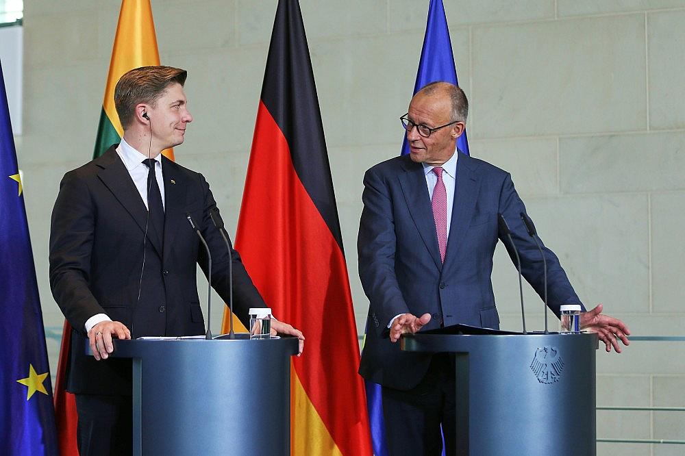 Mindaugas Sinkevicius und Friedrich Merz am 05.10.2026