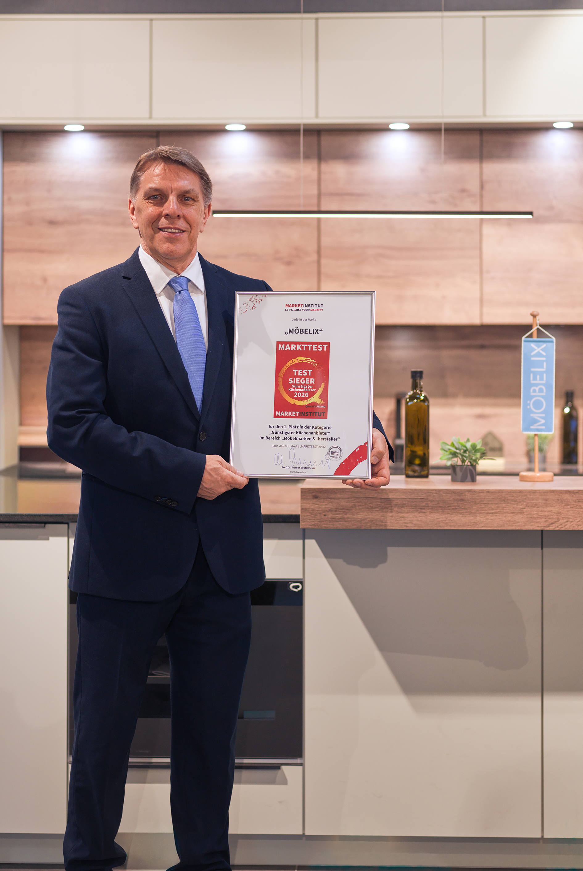 Friedrich Ortbauer, Market Markttest XXXLutz KG über pressetext.de