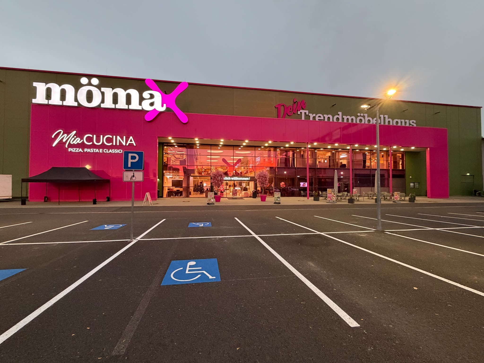 mömax Eschborn