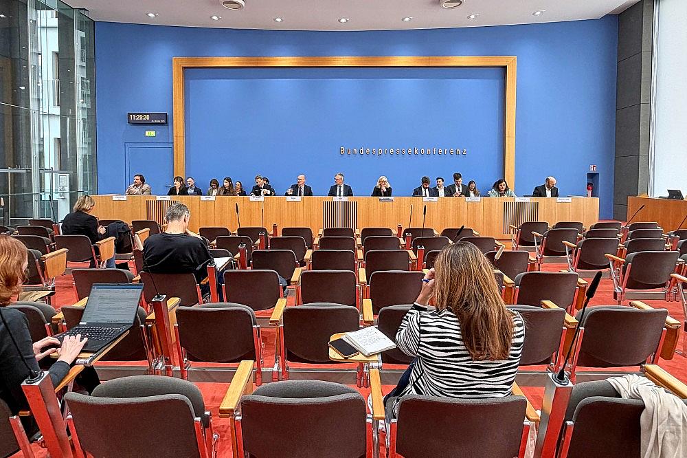 Regierungspressekonferenz am 26.10.2026